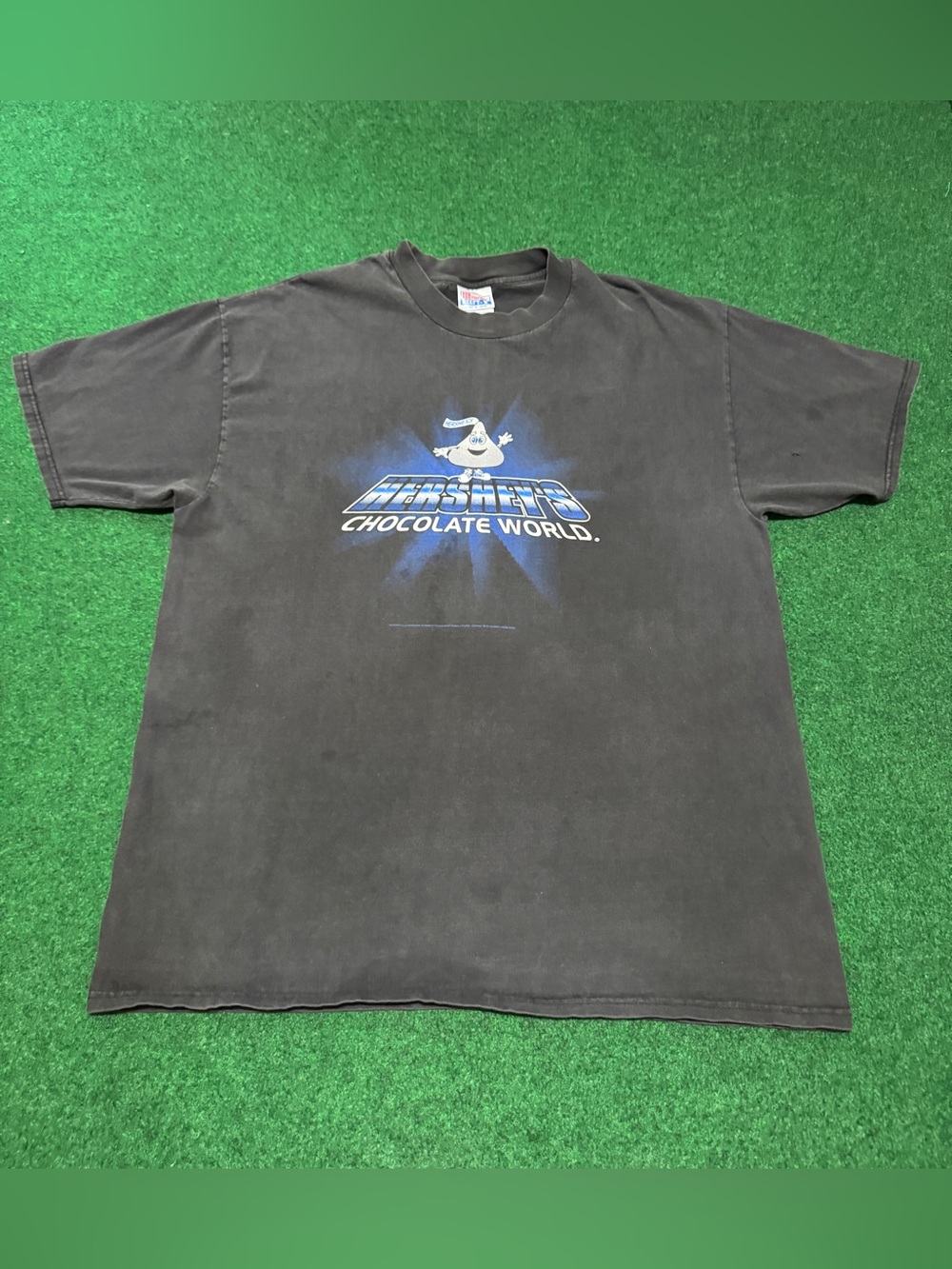 Hersheys Chocolate World Vintage 90s Hershey Kiss Black XL T Shirt Faded